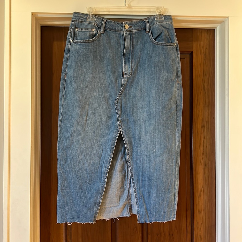 ‘Almost Famous’ Midi Denim Skirt, Size 13